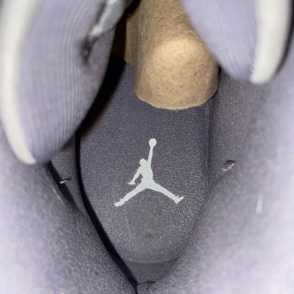 Men’s Size 9.5 “Cool Grey” Air Jordan 11s For Sale - Picture 6 of 9